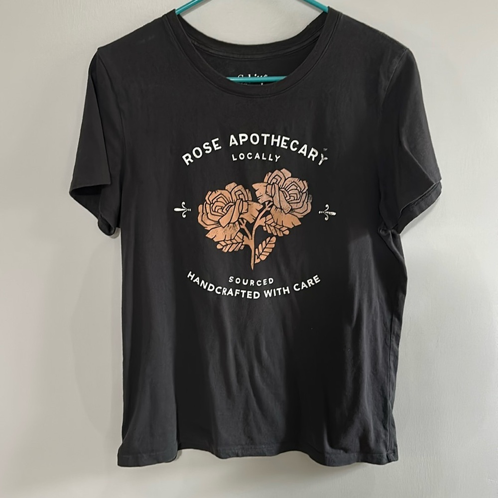 Rose apothecary T-shirt Schitt’s Creek